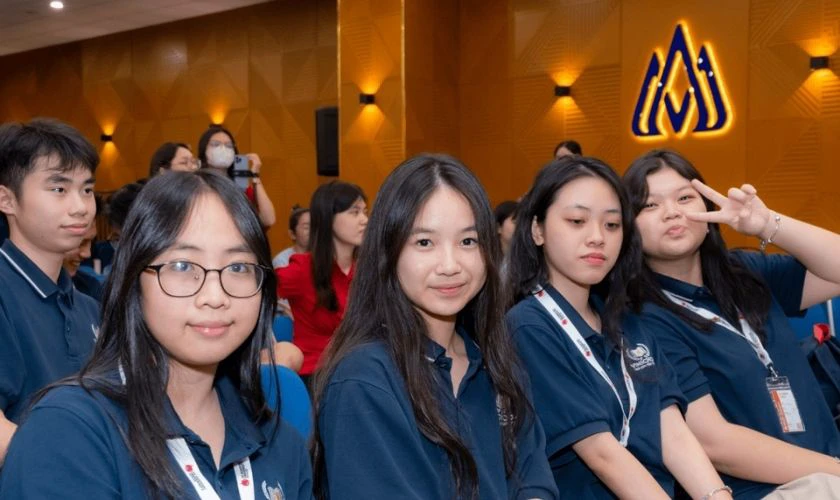 Các khoản chi phí khác ngoài học phí Vinschool 2025