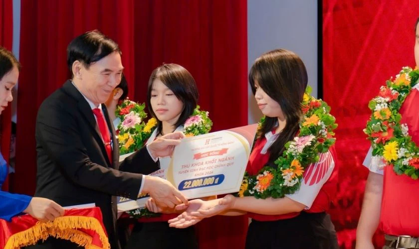 Chính sách hỗ trợ tài chính
