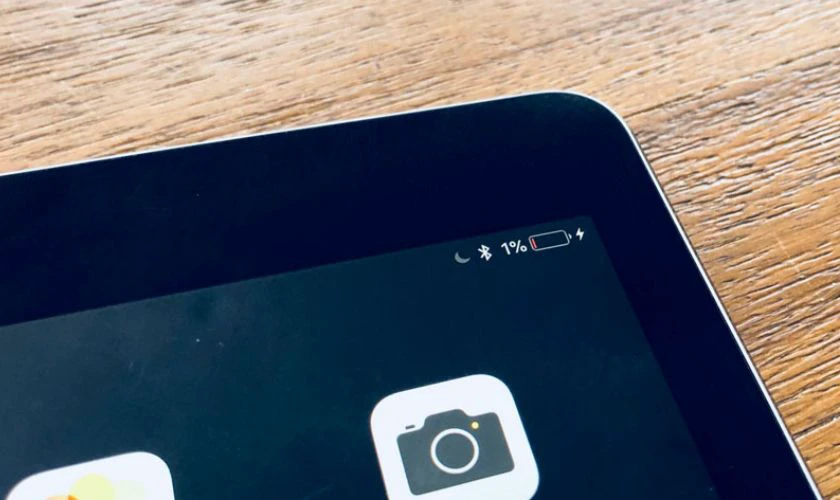 iPad bị chai pin có những dấu hiệu nào? Nóng máy liên tục