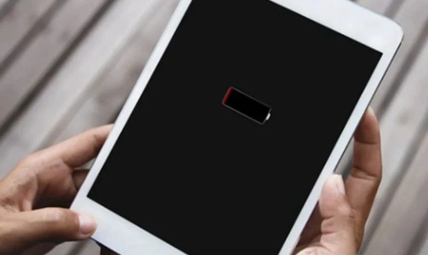 Vì sao iPad bị chai pin? Do thói quen sạc không đúng cách