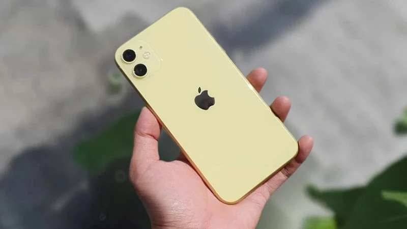 iPhone 11 màu vàng: năng động, cá tính