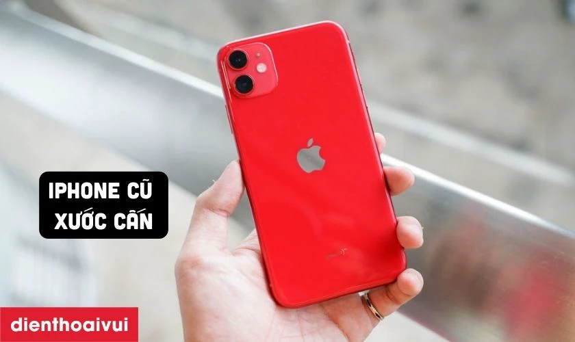 iPhone 11 cũ xước cấn