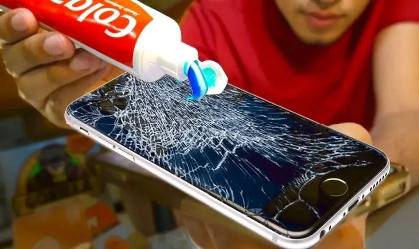 Cách khắc phục iPhone 12 bị trầy viền