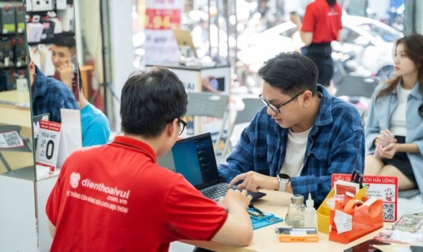 Địa chỉ thay khung viền iPhone 12 uy tín