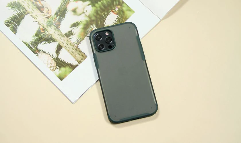 Mẹo hạn chế iPhone 12 Pro Max bị xanh màn hình