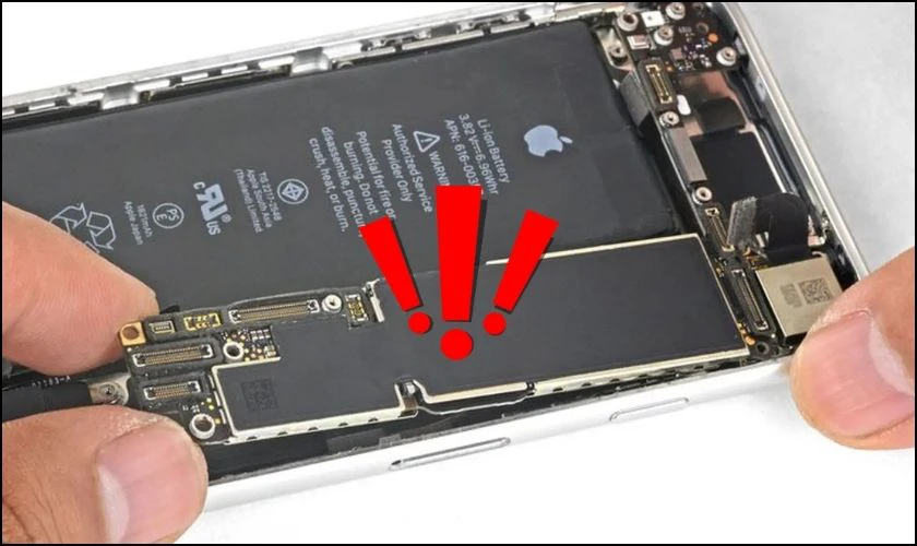 Lỗi từ bo mạch chủ hoặc chip đồ họa