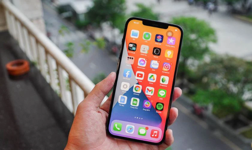 Tần số quét 60Hz trên iPhone 12 Pro Max có ưu điểm gì?