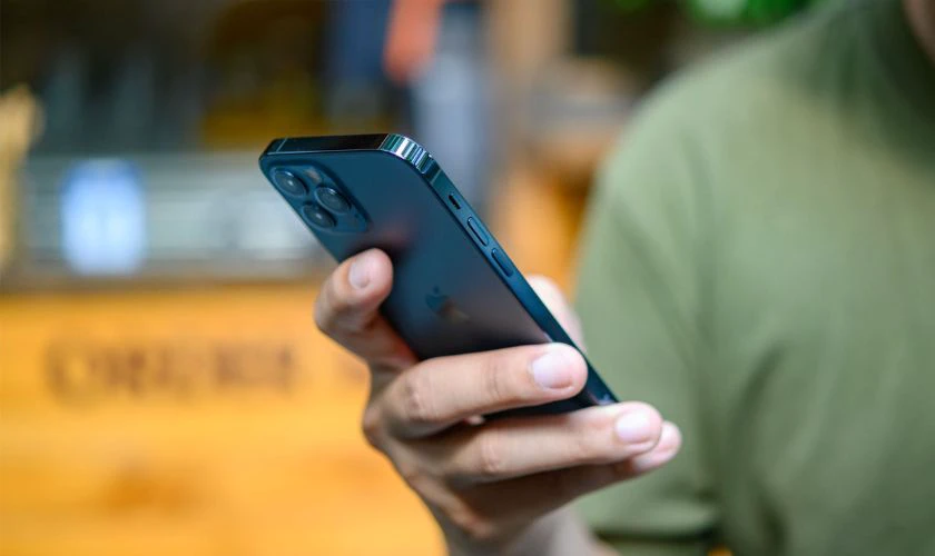 iPhone 12 Pro Max có bị lỗi không