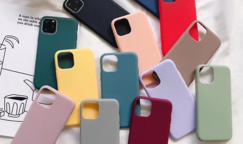 Các loại ốp lưng có thể dùng chung cho iPhone 12 và 12 Pro