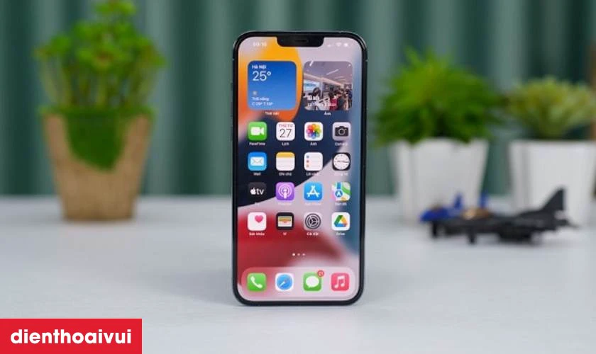 Màn hình Super Retina XDR sống động