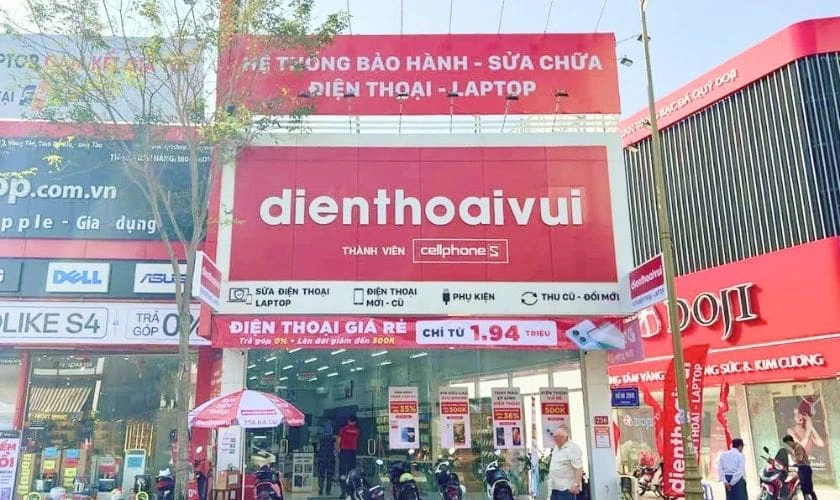 Địa chỉ thay pin iPhone 14 bị nóng máy uy tín