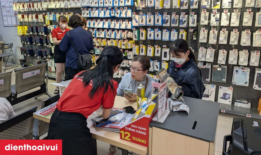 Mua iPhone 14 Plus 256GB V&agrave;ng VN/A - Đ&atilde; k&iacute;ch hoạt tại Điện Thoại Vui