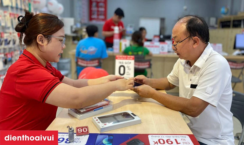 Nên mua điện thoại iPhone 14 Plus 512GB chính hãng VN/A - Đã kích hoạt ở đâu uy tín?