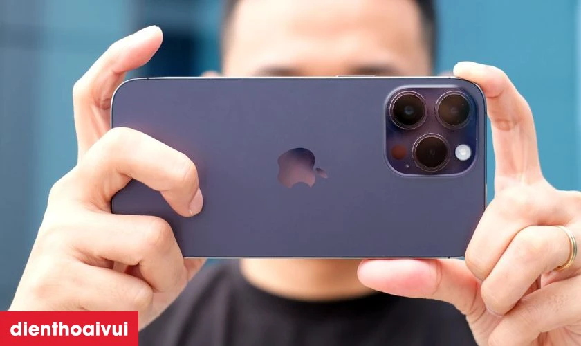 Ghi trọn mọi khoảnh khắc với hệ thống camera 48MP ProRAW