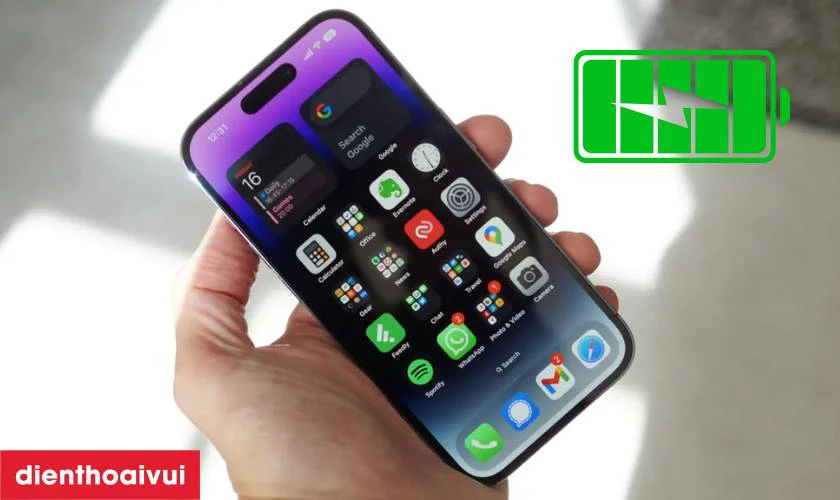 Pin bền bỉ, hỗ trợ sạc nhanh v&agrave; MagSafe