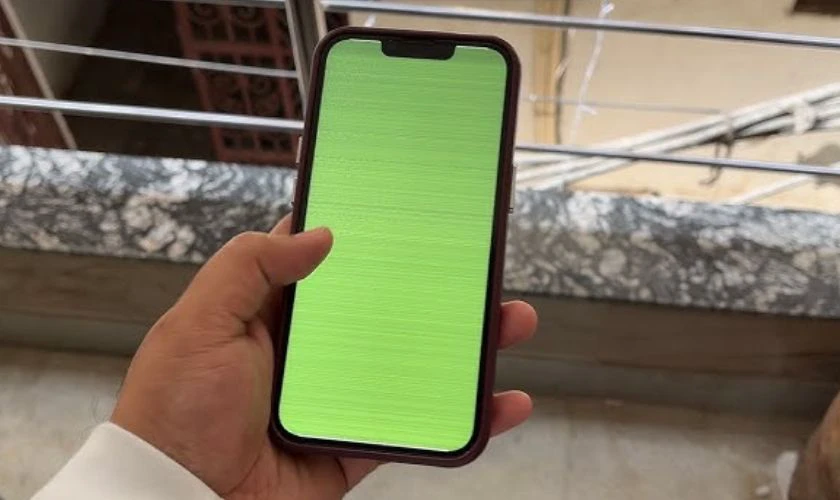 Từng thay màn hình kém chất lượng trước đó