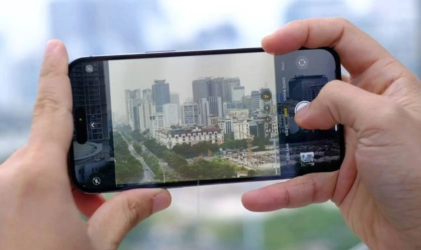 Dấu hiệu iPhone 14 Pro Max chụp ảnh bị vàng