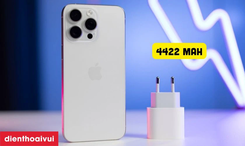 iPhone 15 Pro Max 256GB 2 Sim - Cũ trầy xước dung lượng Pin 4422 mAh