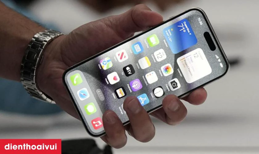 Màn hình Super Retina XDR sắc nét