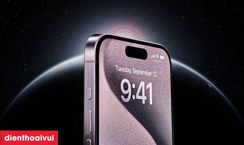 Màn hình iPhone 15 Pro Max: Sắc nét, mượt mà và bền bỉ