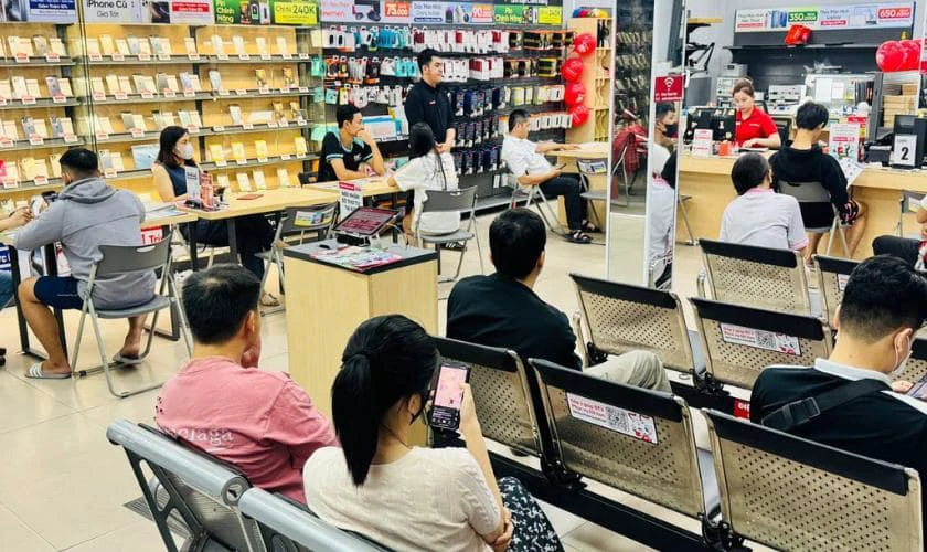 Địa chỉ kiểm tra và sửa chữa iPhone 15 Pro Max chụp ảnh bị tối