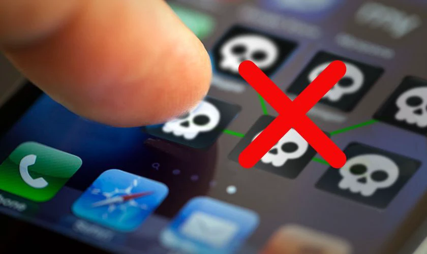 Cập nhật iOS định kỳ và không cài app lạ