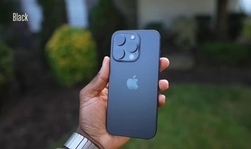 iPhone 15 Pro Max màu nào hợp với mệnh Thổ