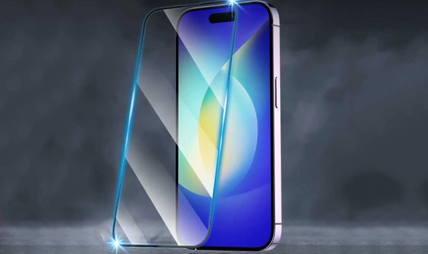 Dán kính cường lực bị lệch che camera iPhone 16 Pro Max