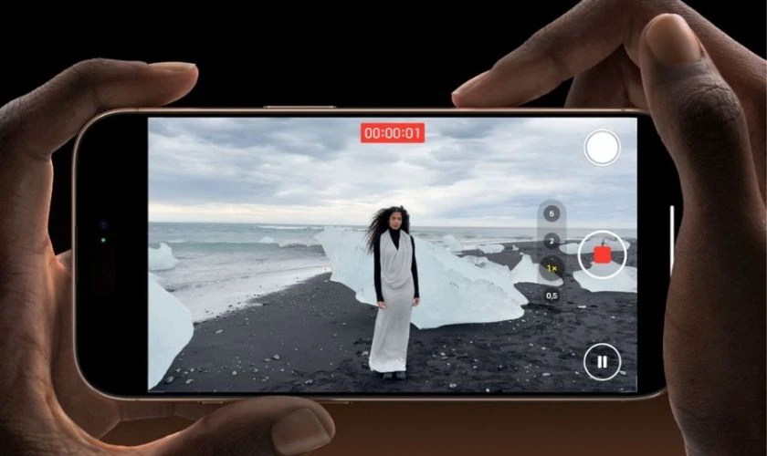 Chụp ảnh hoặc quay video bằng Camera Control