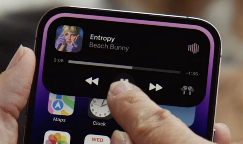 Điều khiển nhạc trực tiếp từ Dynamic Island