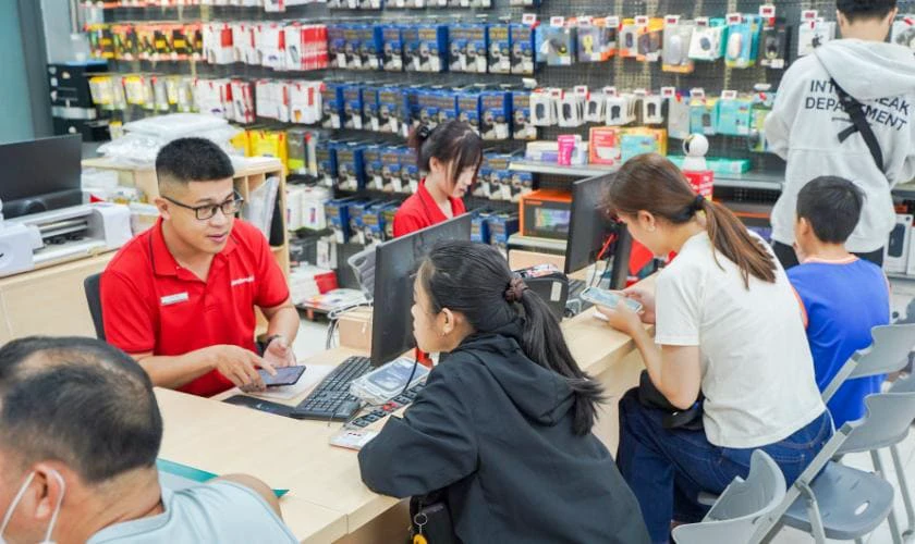 Địa chỉ bán các model iPhone màu đỏ cũ uy tín