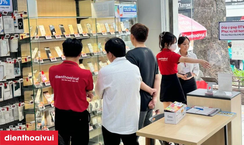 V&igrave; sao n&ecirc;n chọn mua iPhone 17 Pro Max 256GB - Đổi bảo h&agrave;nh tại Điện Thoại Vui