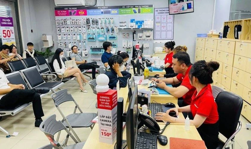 Địa chỉ thay mặt lưng iPhone 17 Pro Max bị tróc sơn