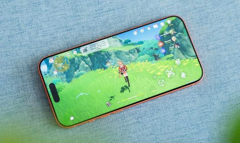 iPhone 17 Pro Max chơi game pin trâu không?