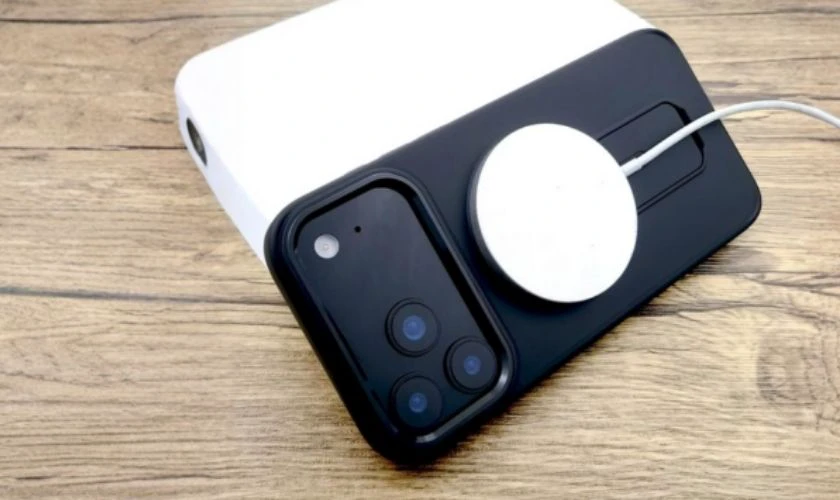 Lưu ý khi sử dụng sạc không dây trên iPhone 17 Pro Max