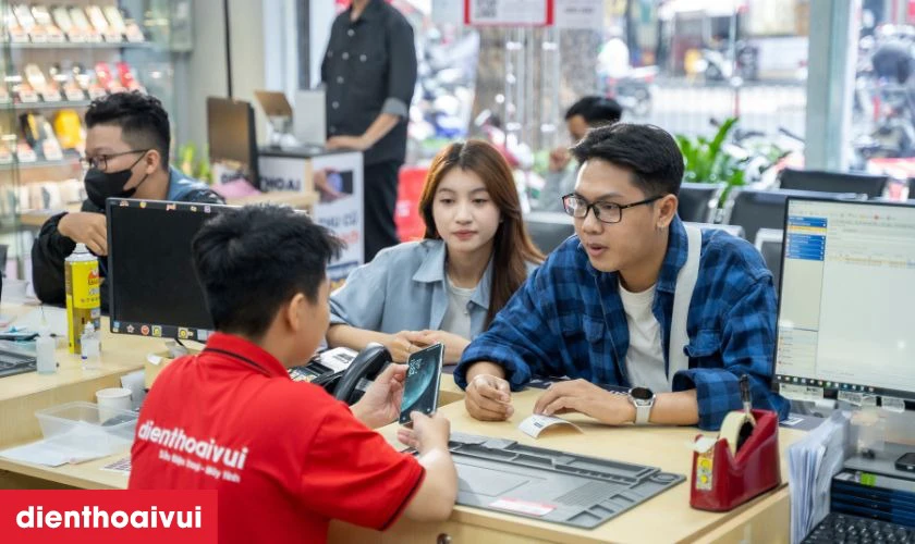 Điện Thoại Vui là địa chỉ mua iPhone 6s 32GB cũ xước cấn uy tín được nhiều người lựa chọn