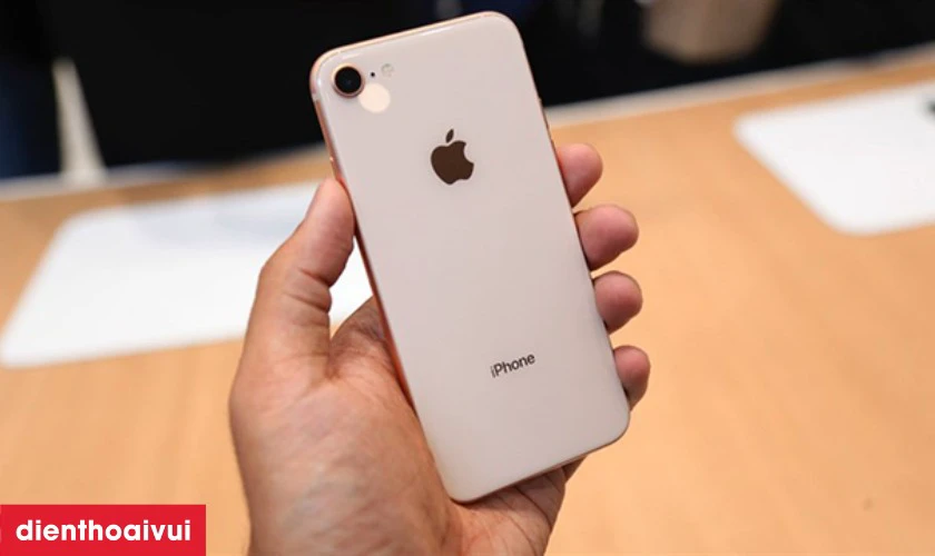 chọn iphone 8 thường cũ