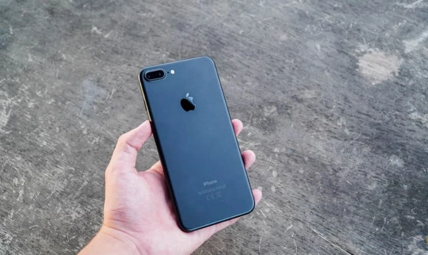 15 iPhone cũ làm máy phụ giá tốt nhất