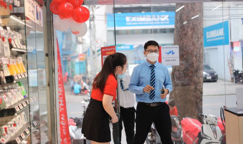 Điện Thoại Vui giảm giá dịch vụ iPhone X Cyber Monday cực sốc