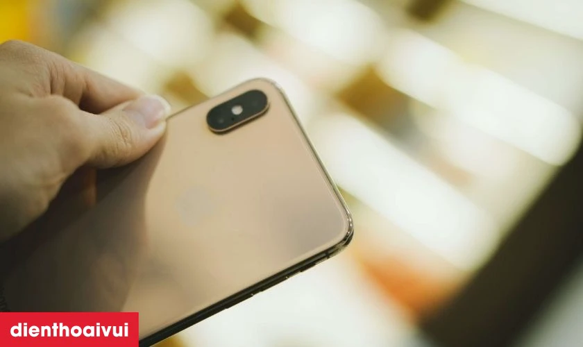 iPhone XS Max cũ trầy xước