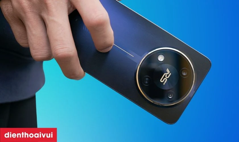 Điện thoại gây chú ý với dung lượng RAM 12GB