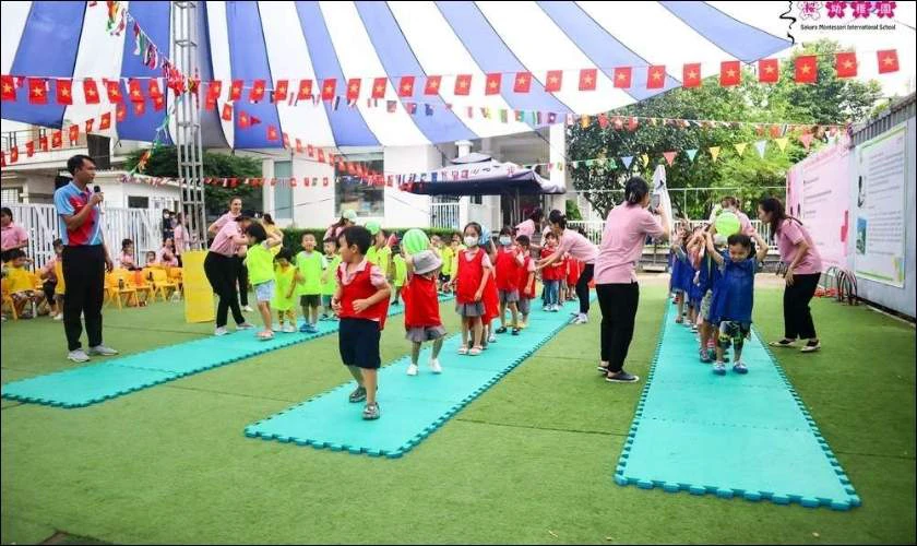 Nhân sự tham gia tổ chức cần được phân công rõ ràng theo từng vai trò cụ thể