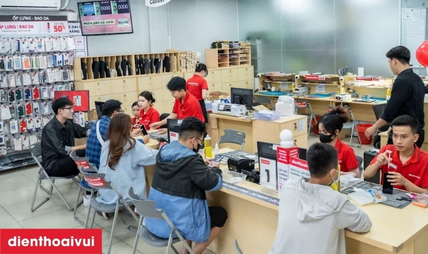 Sửa chữa c&aacute;c d&ograve;ng điện thoại chuy&ecirc;n nghiệp