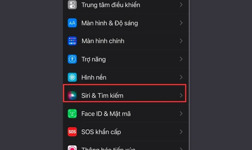 Mở Cài đặt trong máy, chọn Siri & Tìm kiếm