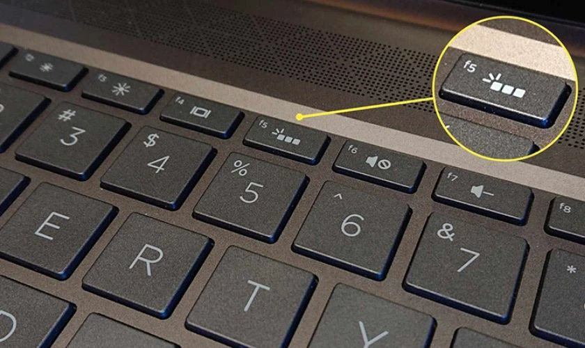 Không bật được đèn bàn phím laptop HP do đâu