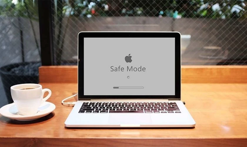 Thử khởi động ở Safe Mode để loại trừ phần mềm gây lỗi