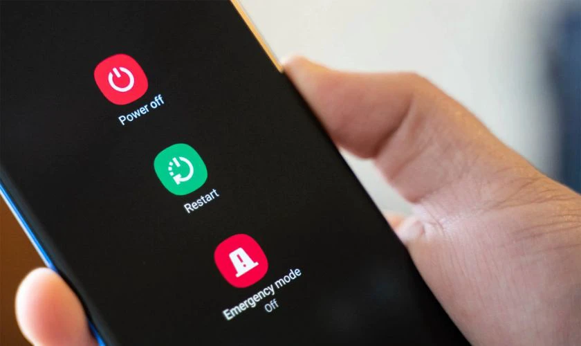Khởi động lại điện thoại Android và thử tải lại VNeID