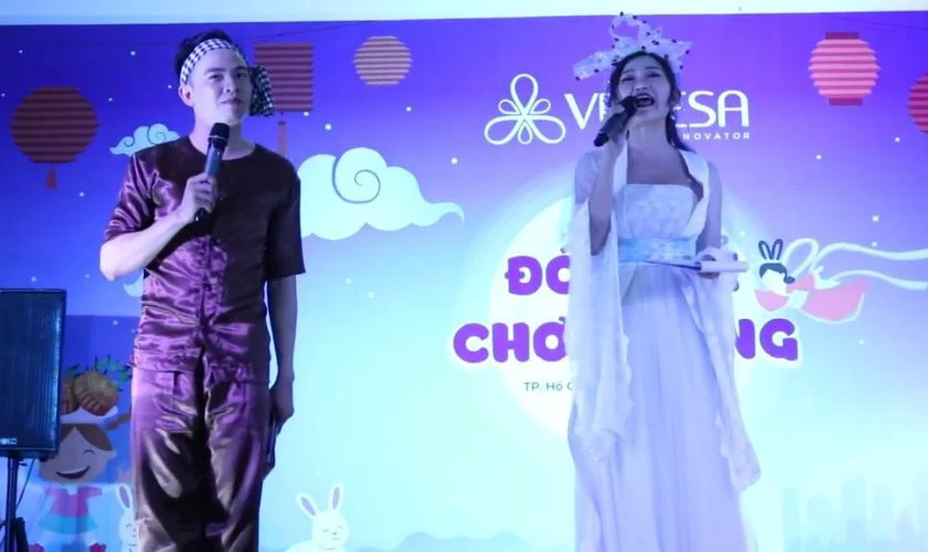 Giới thiệu đại biểu và phát biểu khai mạc