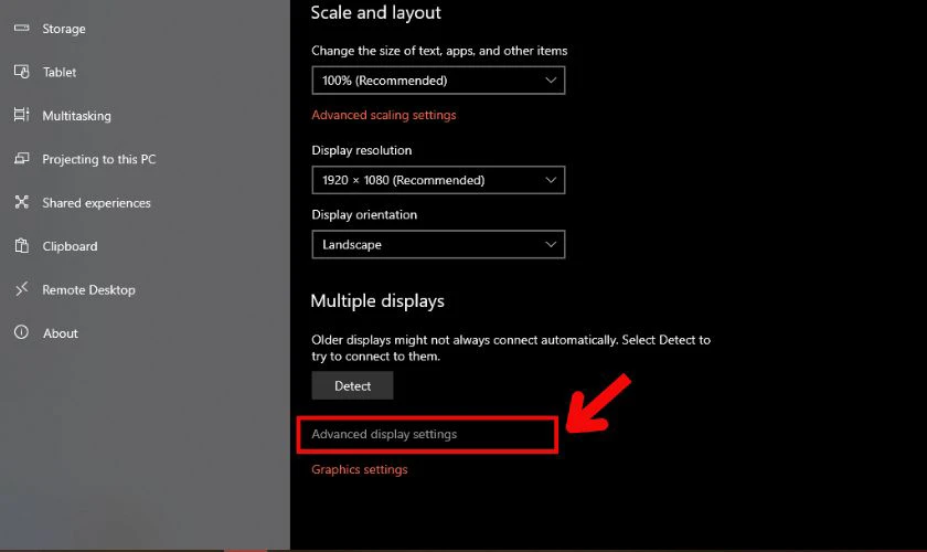 Kéo xuống dưới, chọn Advanced display settings