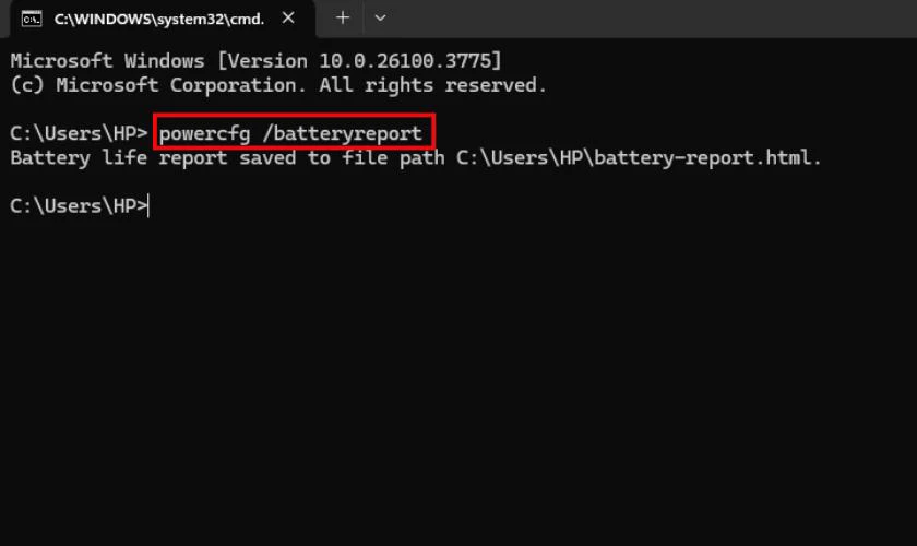 Trong cửa sổ Command Prompt hiện ra, gõ dòng lệnh powercfg /batteryreport rồi nhấn phím Enter